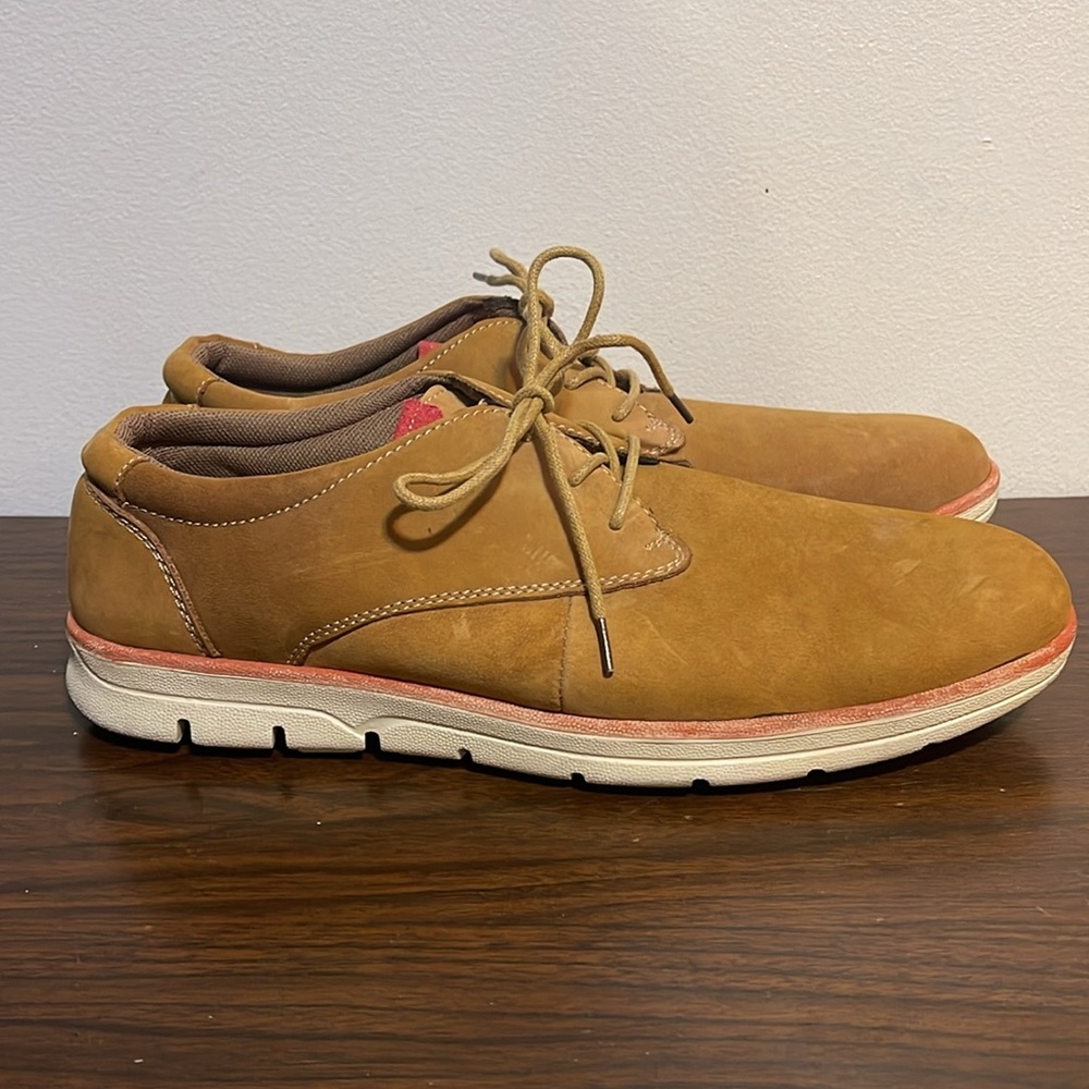 Muk Luks men’s suede Scott shoes